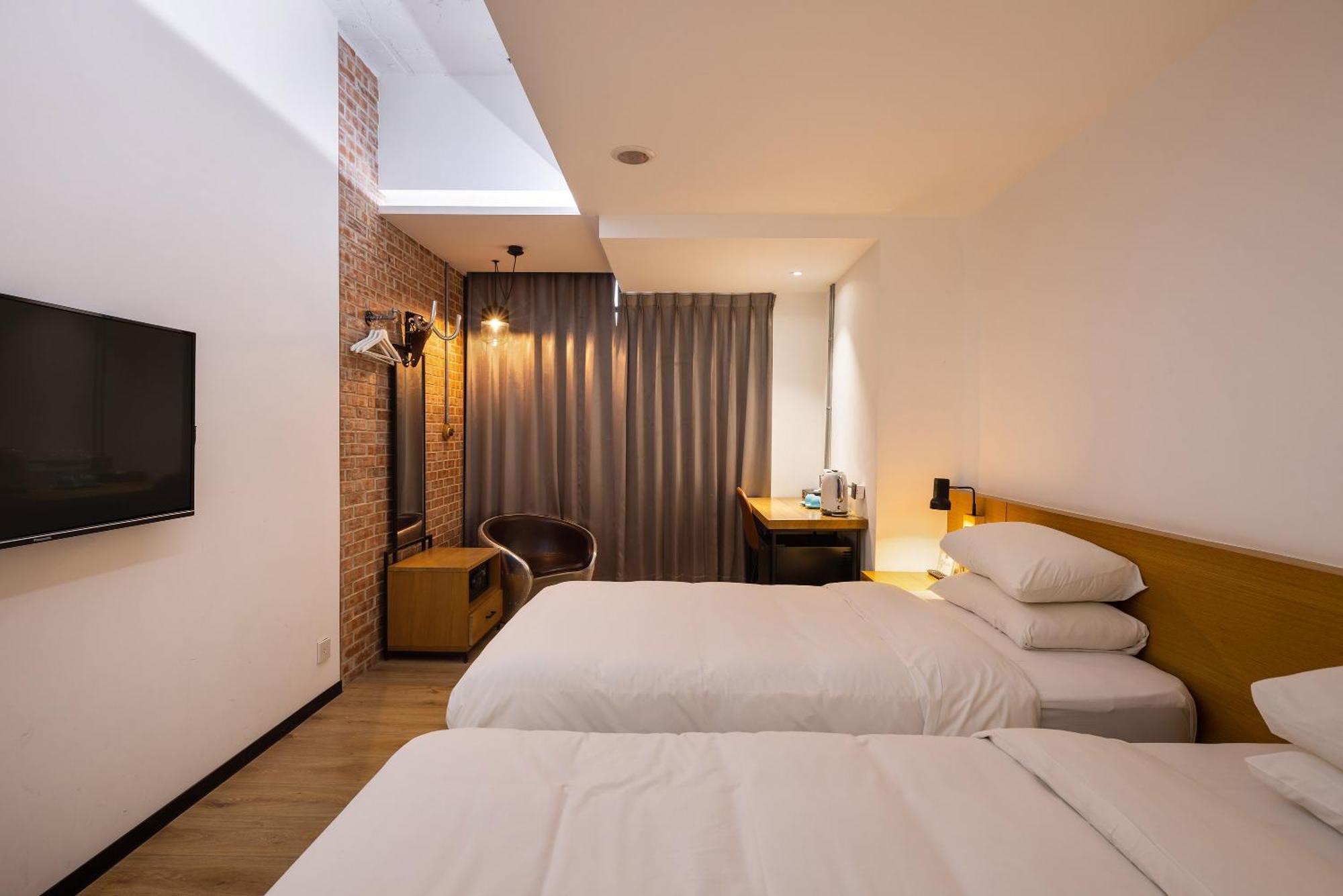 Bluesky Hotel Taichung Luaran gambar