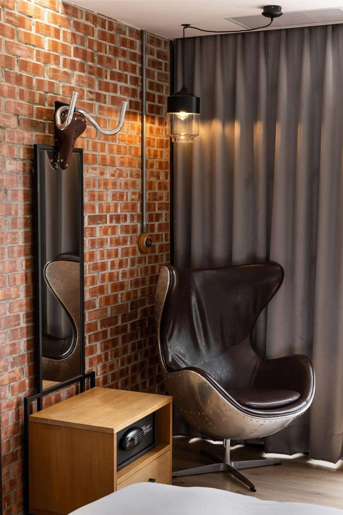 Bluesky Hotel Taichung Luaran gambar