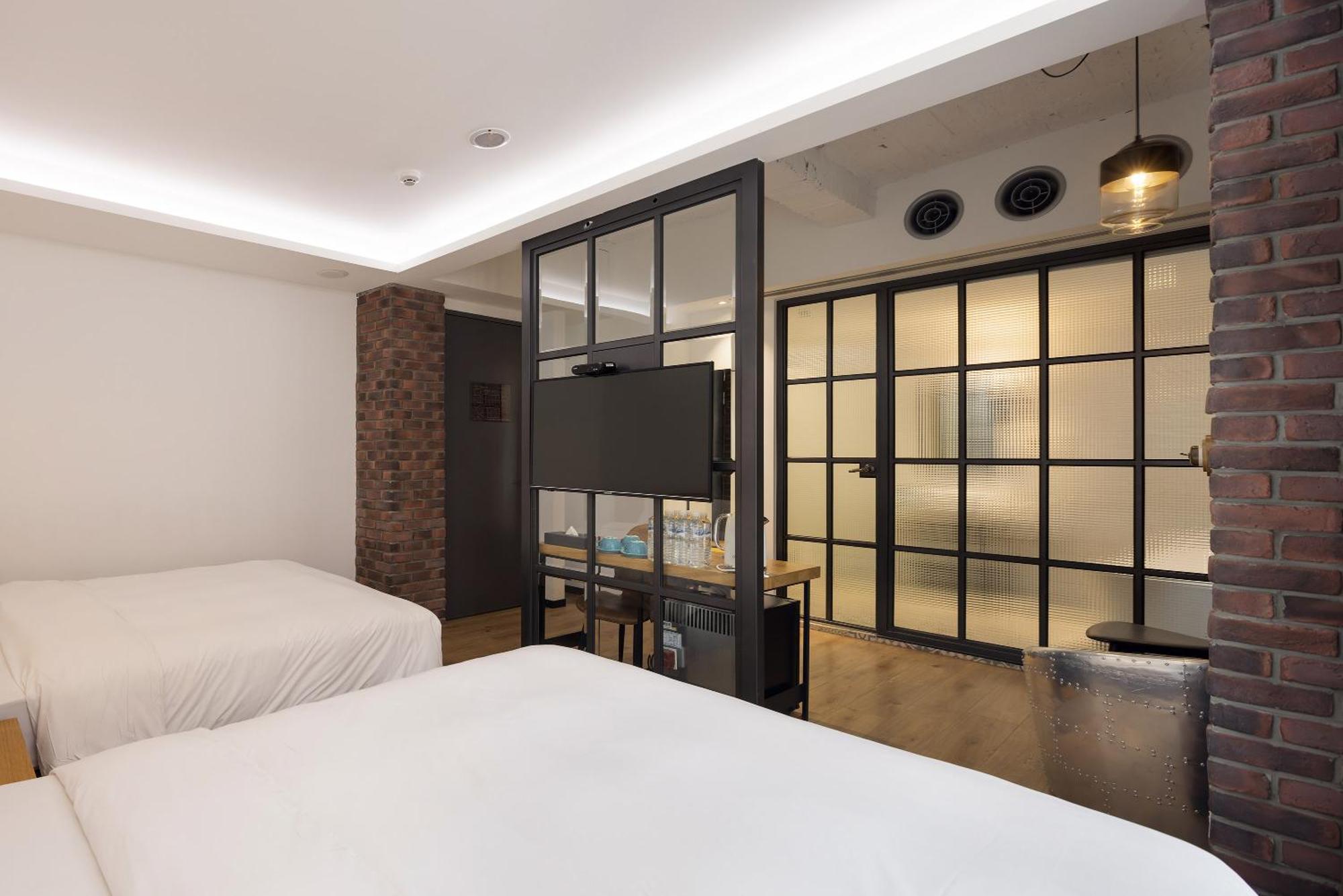 Bluesky Hotel Taichung Luaran gambar